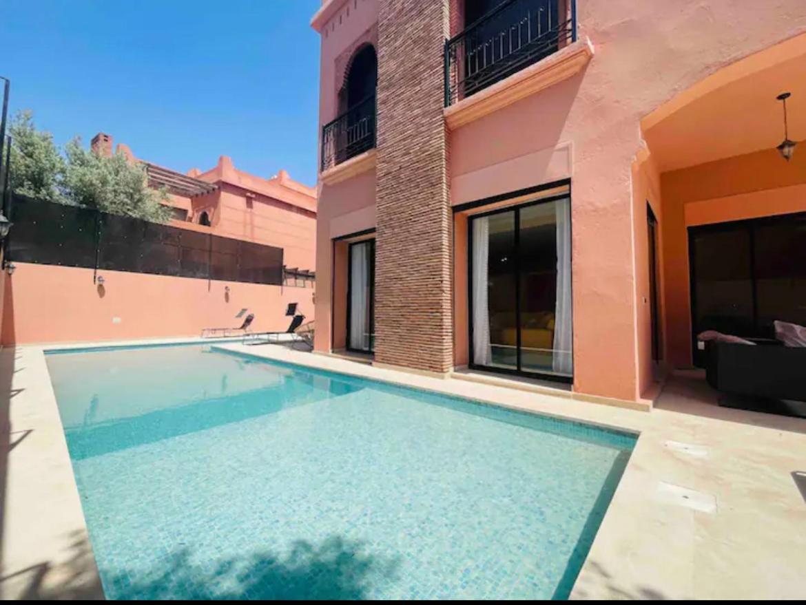 The Villa Avec Piscine Chauffee 4 Chambres Marakeş Dış mekan fotoğraf